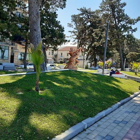 Apartment Mandarin Kobuleti Ngoại thất bức ảnh